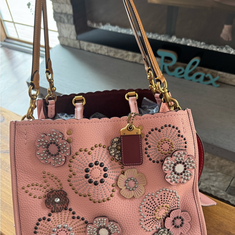 Coach 1941 Rogue 31 Rivet Pink TeaRose Glovetanned Pebbled Leather Bag, NWOT - Picture 9 of 14